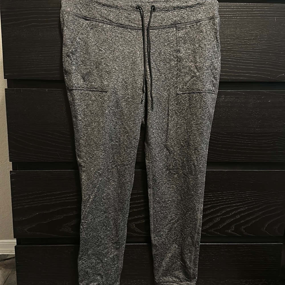 Old Navy High Rise Go-Dry Leggings Size L